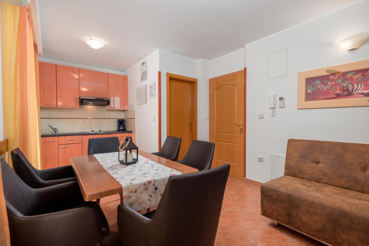 Apartment Drazenka Turato Baska  Luaran gambar
